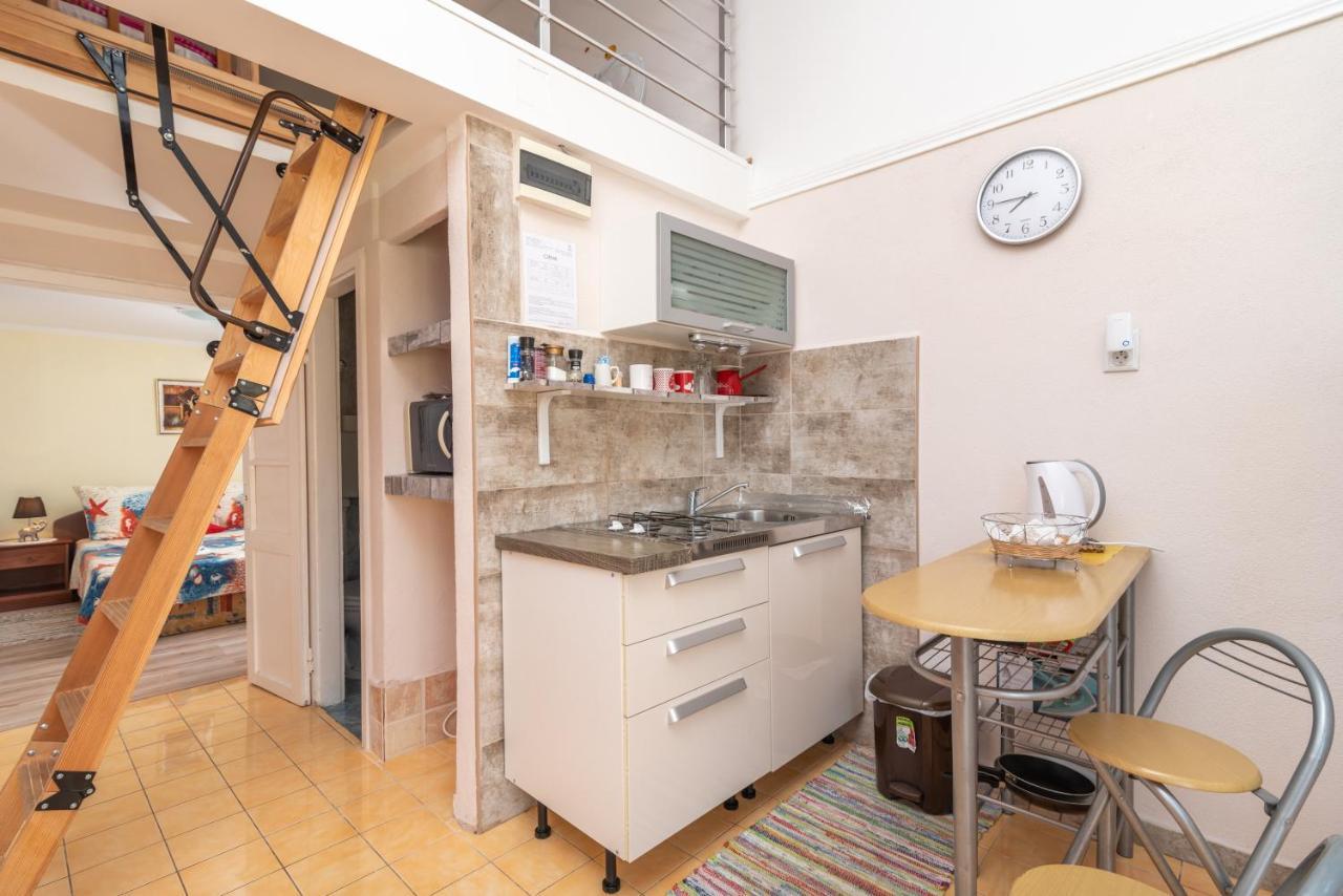 Apartmani Kate Trogir Exterior foto