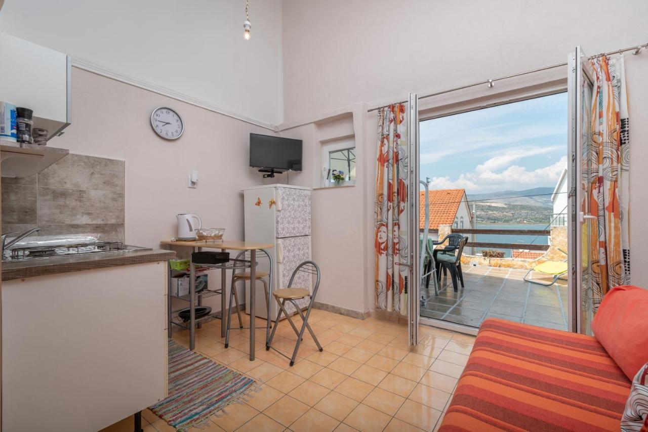 Apartmani Kate Trogir Exterior foto