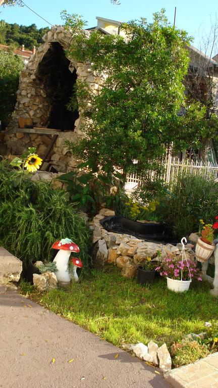Apartmani Kate Trogir Exterior foto